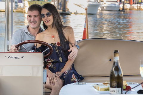 2-Hour Self-Drive Boat Hire On The Yarra River - eAccommodation 5