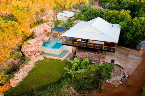 Wet Season Incredible Islands Tour - Horizontal Falls & Cygnet Bay Pearl Farm - eAccommodation 5