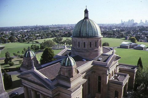 Melbourne City Tour: Lifestyle Of The Rich And Famous - eAccommodation 4