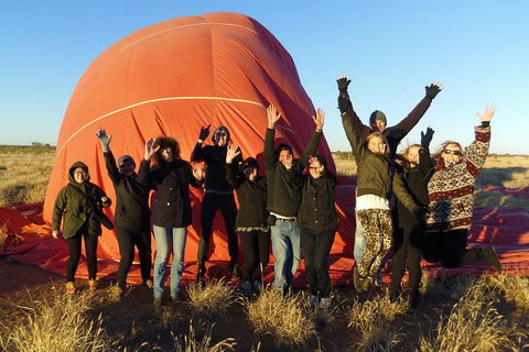 Early Morning Ballooning In Alice Springs - eAccommodation 5