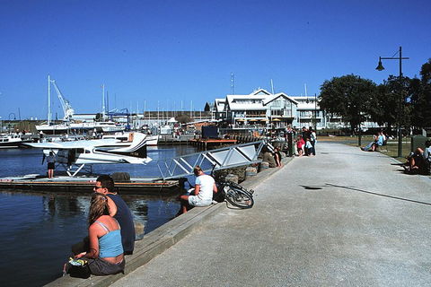 Melbourne City And Williamstown Ferry Cruise - eAccommodation 2