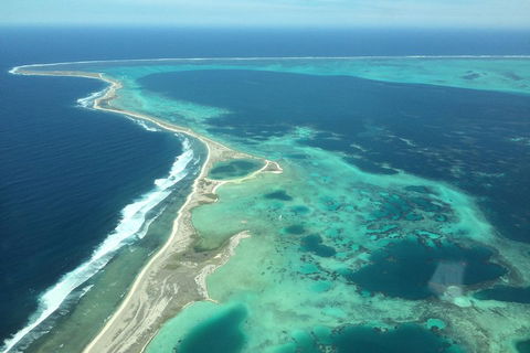 Abrolhos Islands Scenic Flight & Snorkel Adventure From Perth - eAccommodation 2