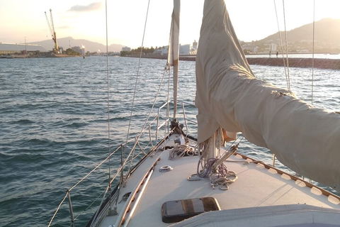 Townsville Small Group Early Morning Sailing Cruise Boat Tour Charter Hire - eAccommodation 1