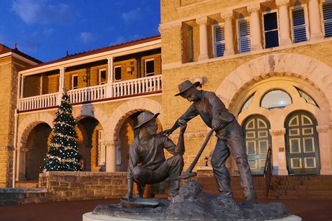 The Perth Mint: Guided Heritage Tour And Gold Pour - eAccommodation 3