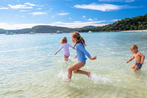 Whitehaven Beach Half-Day Cruises - eAccommodation 0