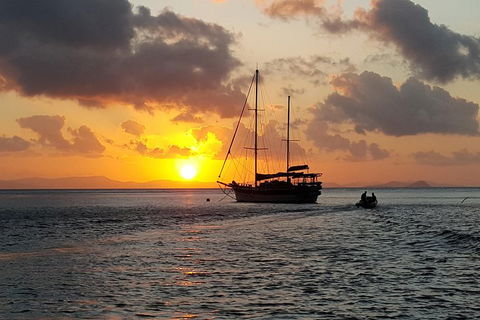 2-Day Whitsundays Sailing Adventure: SV Whitehaven - eAccommodation 4