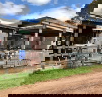 Kangaroo Island Half Day Food and Wine Trail Tour - eAccommodation