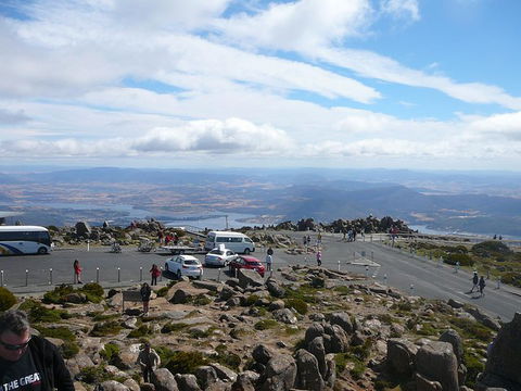 Mt Wellington Tour And MONA Admission - eAccommodation 1