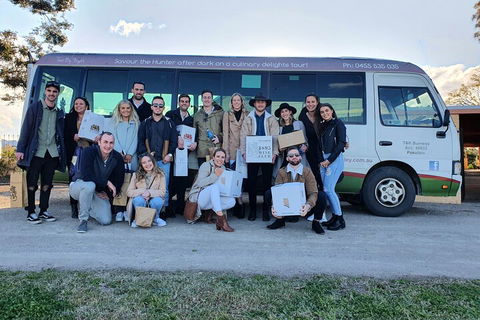 Central Pokolbin, Hunter Valley Hop-On And Hop-Off Bus - eAccommodation 5