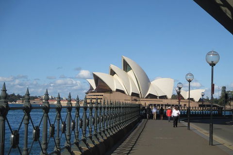 Private City Walking Tour - eAccommodation 3