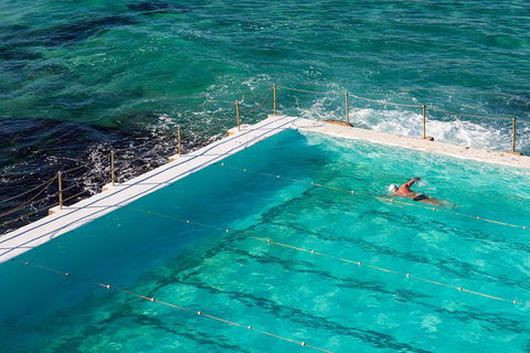 Private Essential Sydney Tour Including Lunch At The Cruising Yacht Club Of Australia - eAccommodation 3