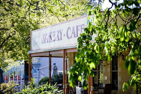 Lake Mountain Snow Trip Including Yarra Valley Chocolaterie From Melbourne - eAccommodation 2